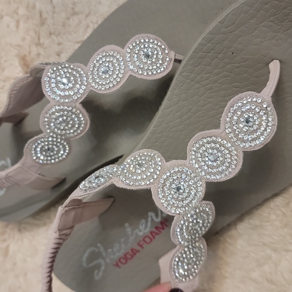 Woman's sketchers sandals - Picture 2 of 7